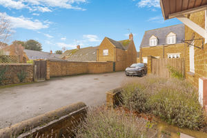 Sydenham Close Adderbury